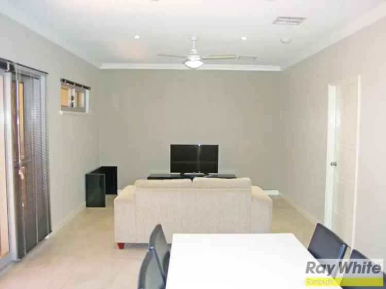 EXECUTIVE FULLY FURNISHED HOUSE