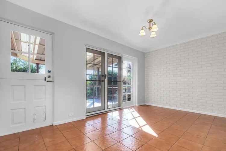 House For Rent in 75, Donnington Street, Brisbane City, Queensland