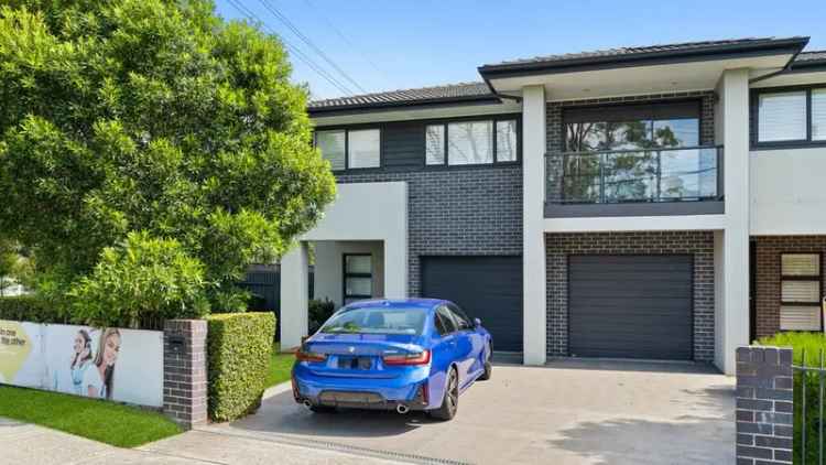 Luxury Duplex 3 Bed Home Office Engadine NSW