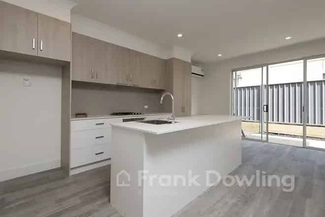 House For Rent , 13C, Highridge Crescent, Melbourne, Victoria