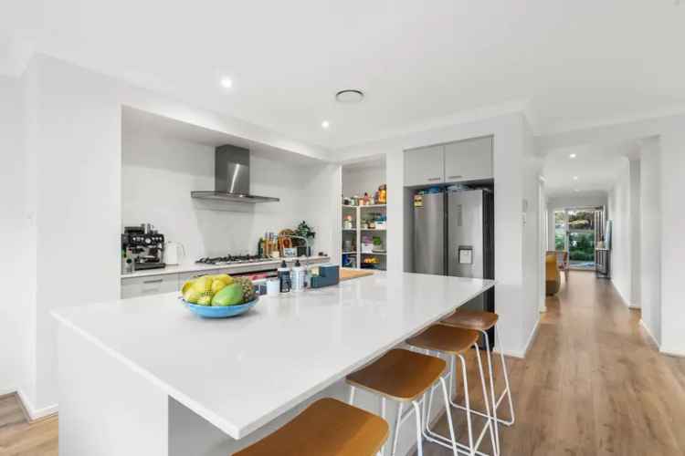 Luxury Living in Logan Reserve - Stunning Metricon Home