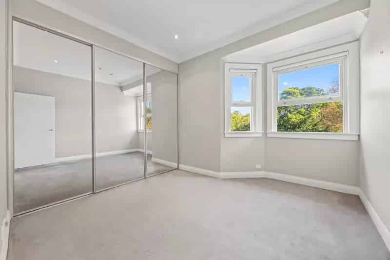 2 rooms apartment of 284 m² in Sydney