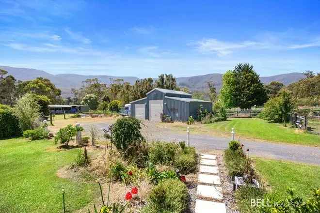 House For Sale in Melbourne, Victoria