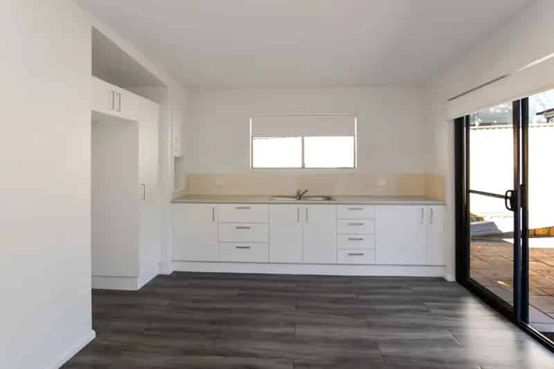 Real Estate For Lease - 6a Toorak Avenue - Erina , NSW