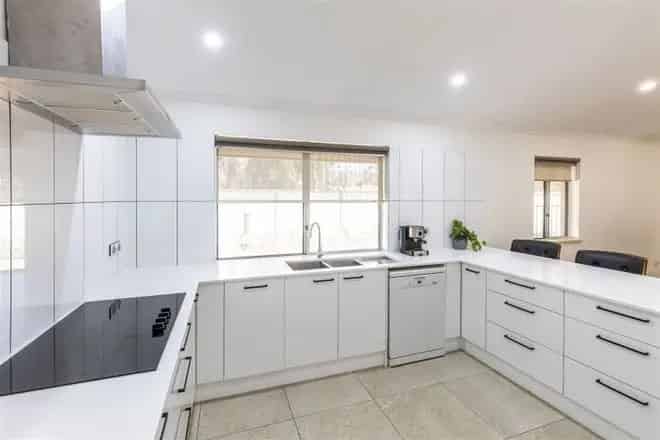 House For Sale , Mpwetyerre, Northern Territory