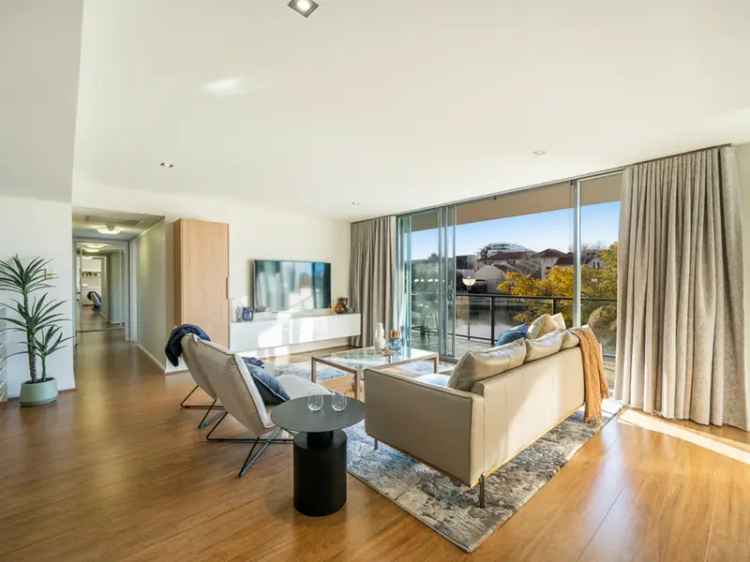 Buy apartment with breathtaking river views in East Perth