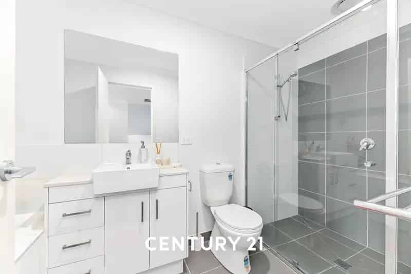 20 Paramount Boulevard, Wyndham Vale VIC 3024 - Townhouse For Sale