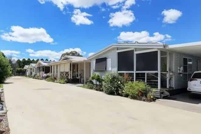 House For Sale , 76, Glen Innes Road, Armidale, New South Wales