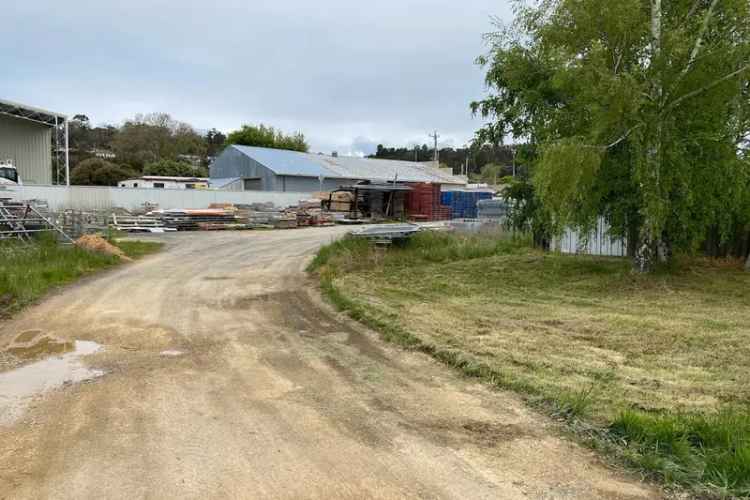 Bombala Hardware Store - 1P5968