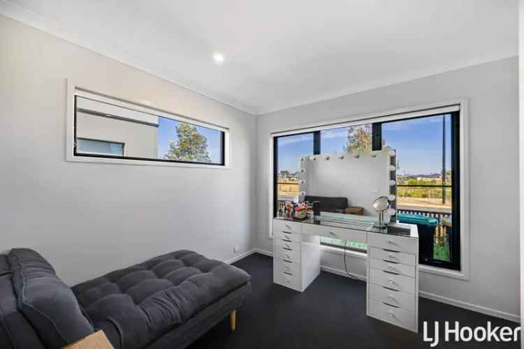 House For Sale in Melbourne, Victoria