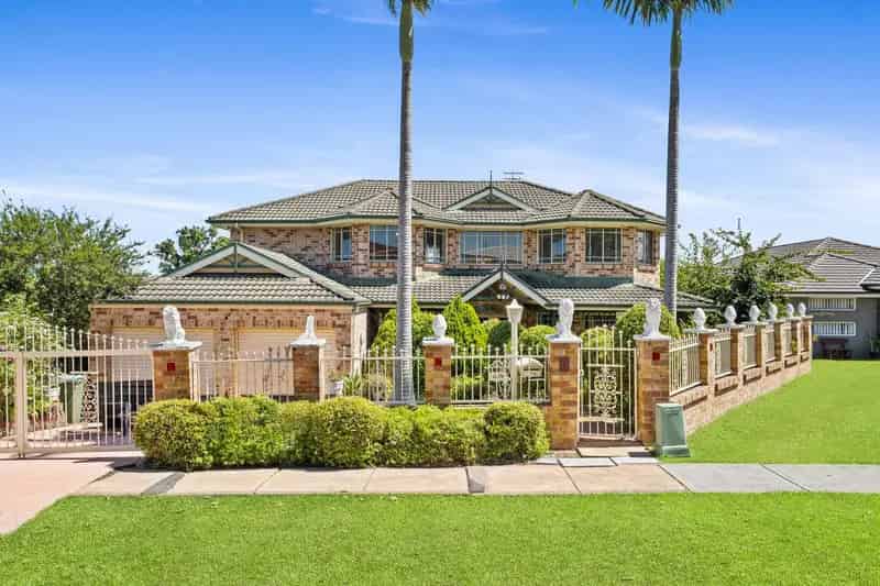 Real Estate For Lease - 6 Duntroon Close - Hamlyn Terrace , NSW