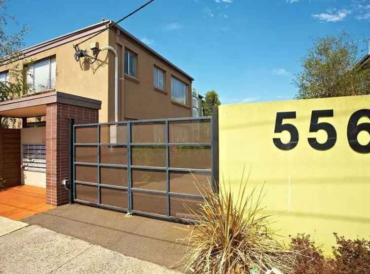 1 Bedroom Apartment Melbourne near Station Box Hill Central