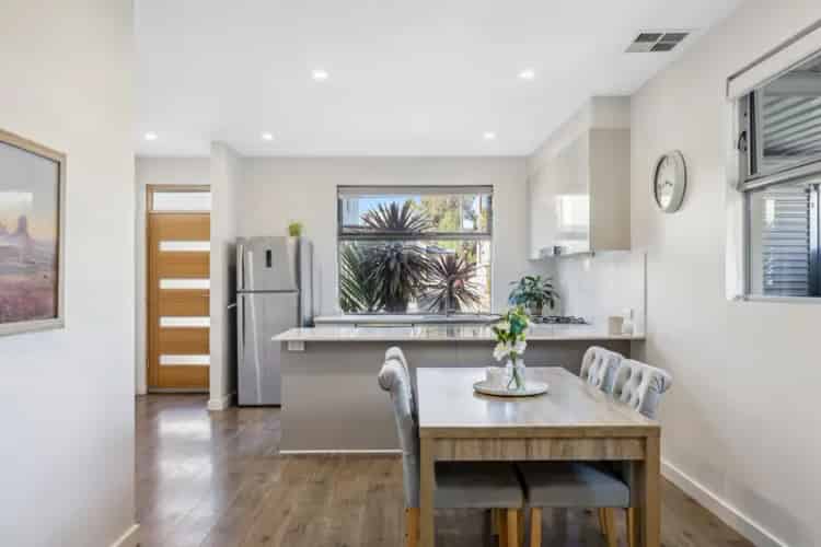 Stylish Townhouse Living in Morphett Vale!