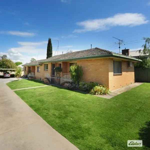 Updated, Easy & Central – The Perfect One-Bedder.