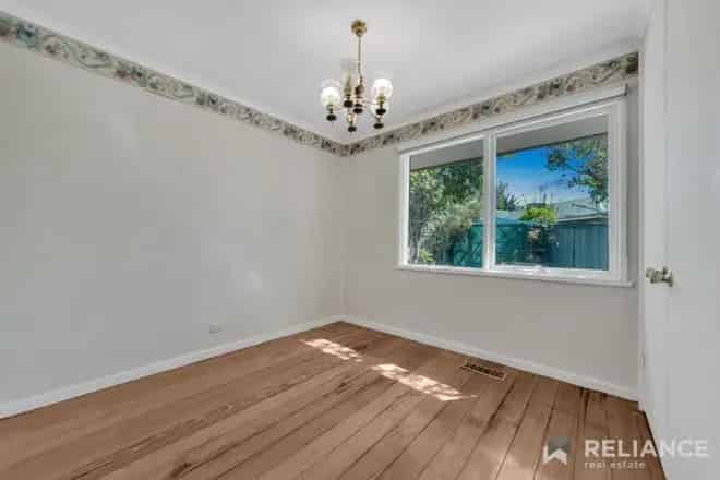 House For Rent , 12, Huntingfield Drive, Melbourne, Victoria