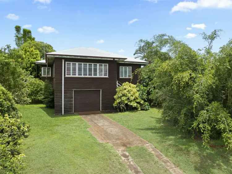 Rent 3 Bedroom Queenslander Home in Childers with Character and Charm