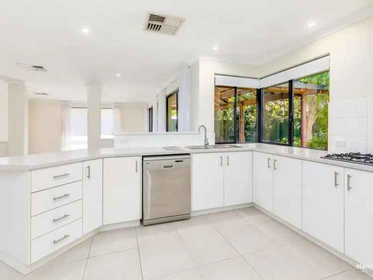 Large Family Home in Forrestfield with Theatre Room