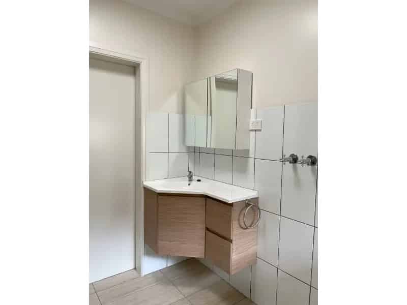 Renovated Unit In Geelong