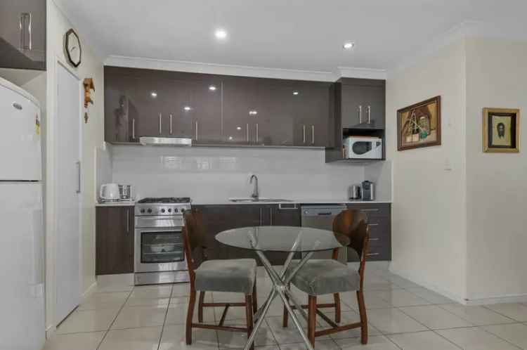 House For Sale in 52, Hinchinbrook Avenue, Brisbane City, Queensland