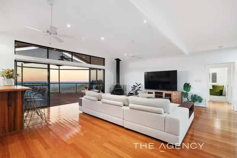 House For Sale - 9 Ford Road, Lesmurdie WA 6076