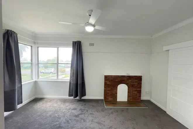 House For Rent in Bathurst, New South Wales