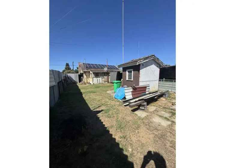 3 Bed 1 Bath Carey Park Home Solar Shed Patio