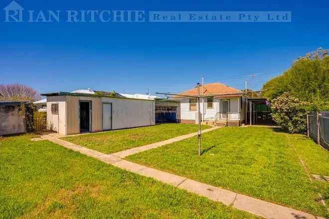 House For Sale in Albury, New South Wales