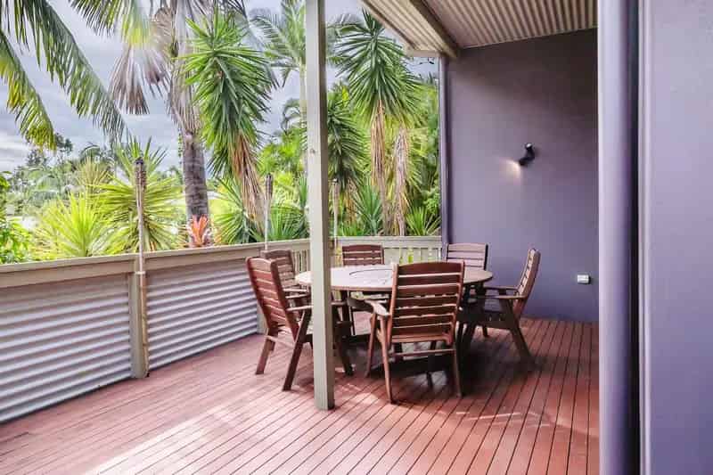Family 4 Bedroom Home - Partly Furnished