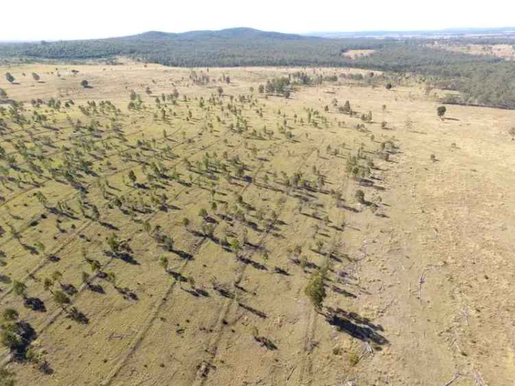 Buy rural property grazing block in South Burnett with water security