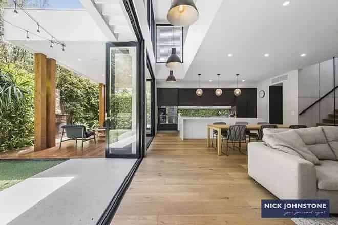 House For Rent , 11, Davie Avenue, Melbourne, Victoria