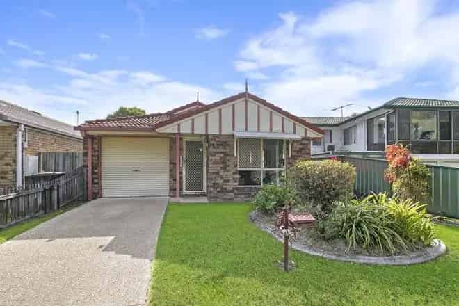 House For Sale , 17, Sorrento Street, City of Brisbane, Queensland