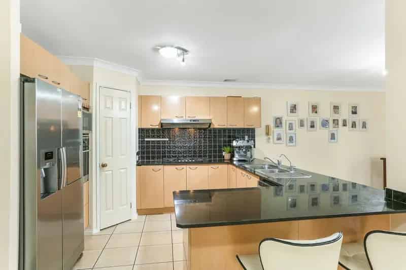 Spacious Family Home, Side Access with Extra Garaging