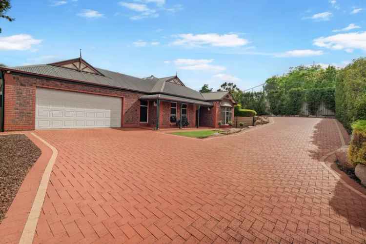 Spectacular Family Living on a Grand Scale in Gawler South!