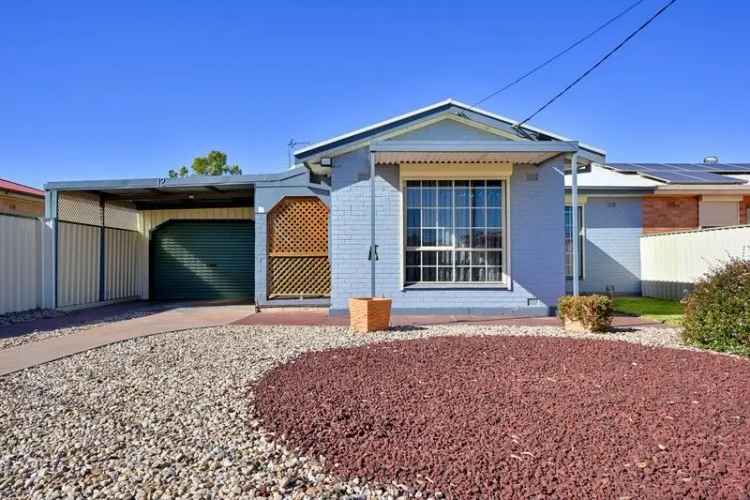 1970s Brick Maisonette - Lifestyle of Convenience