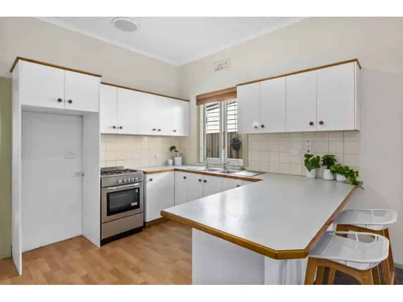 Two Bedroom House In Great Location