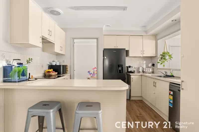 16 Castle Glen, North Nowra NSW 2541 - House For Sale