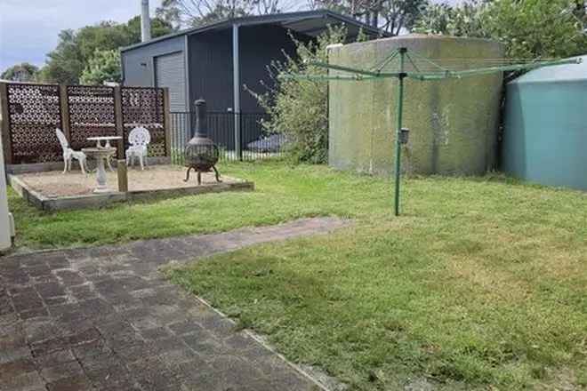 House For Rent in Loch Sport, Victoria