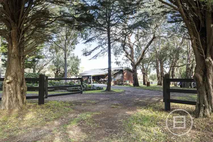 House For Sale in Melbourne, Victoria