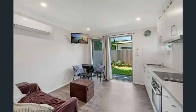 Lease One Bedroom House in North Parramatta with Spacious Backyard