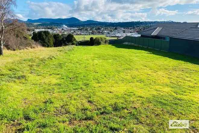 Land For Sale in Ulverstone, Tasmania