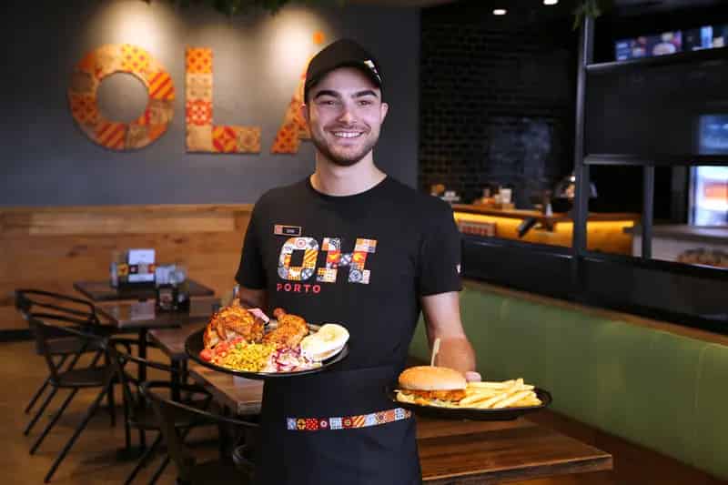 Oporto Drive Thru - Join the Familia in Kempsey!