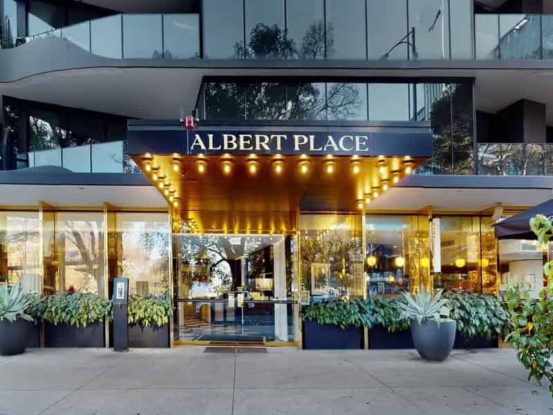 3 rooms apartment of 179 m² in Melbourne