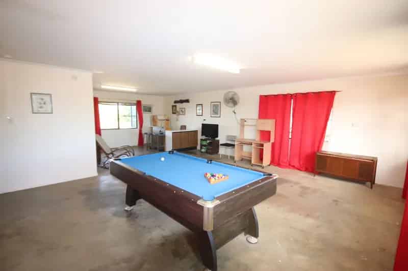 Outstanding Lifestyle Property Close to Town