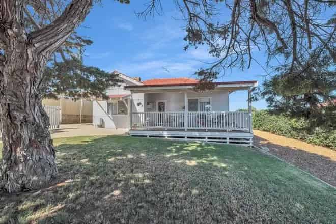 House For Sale , Geraldton, Western Australia