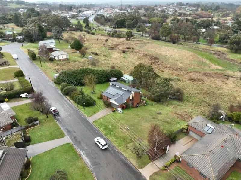 Build Your Dream Home Elevated Block in Crookwell with Views