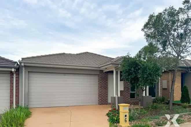House For Rent , 6, Dewpond Drive, Melbourne, Victoria