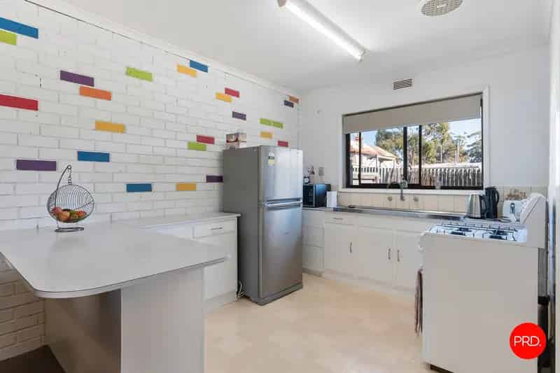 Low-Maintenance Living in California Gully