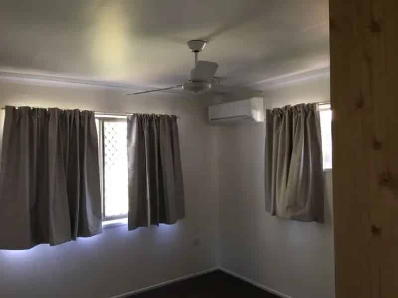 2 Bedroom Air Conditioned Unit In South Mackay