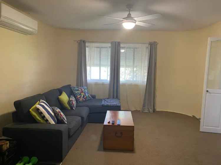 Centrally Located 3 Bedroom Home in Molong