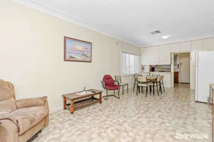 House For Rent in Wagga Wagga City Council, New South Wales